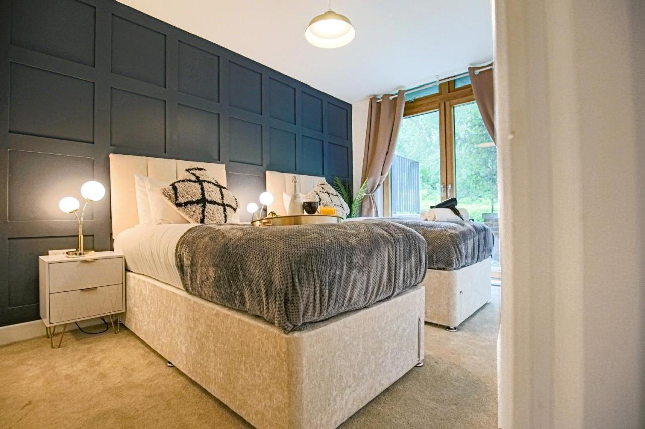 Campbell Park Apartment - City Centre - Free Parking, Balcony, Super-Fast Wifi And Smart Tv With Netflix By Yoko Property Милтън Кейнс Екстериор снимка