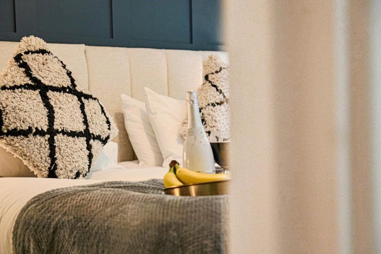 Campbell Park Apartment - City Centre - Free Parking, Balcony, Super-Fast Wifi And Smart Tv With Netflix By Yoko Property Милтън Кейнс Екстериор снимка
